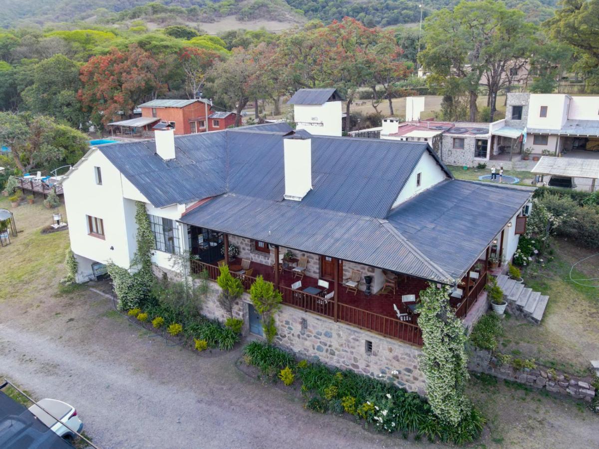 Hostal El Cerrito San Lorenzo ซานโลเรนโซ ภายนอก รูปภาพ