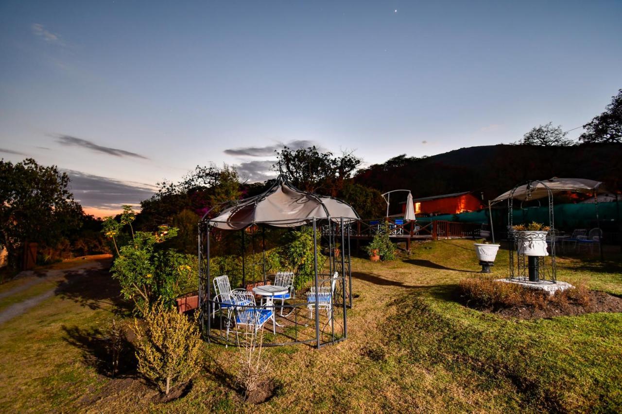 Hostal El Cerrito San Lorenzo ซานโลเรนโซ ภายนอก รูปภาพ