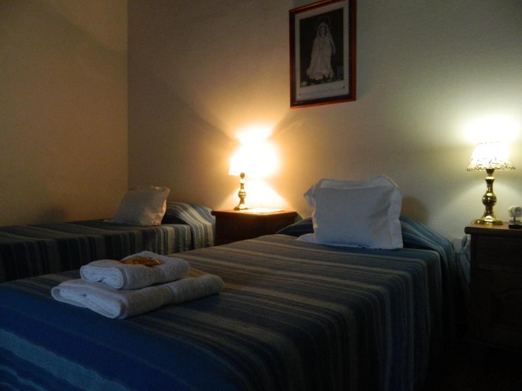 Hostal El Cerrito San Lorenzo ซานโลเรนโซ ภายนอก รูปภาพ