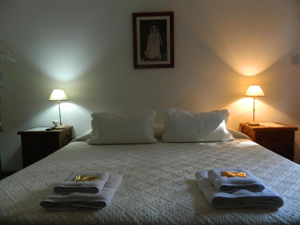 Hostal El Cerrito San Lorenzo ซานโลเรนโซ ภายนอก รูปภาพ